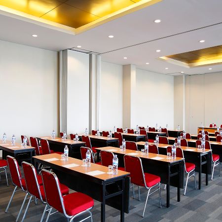 Amaris Hotel Palembang Extérieur photo
