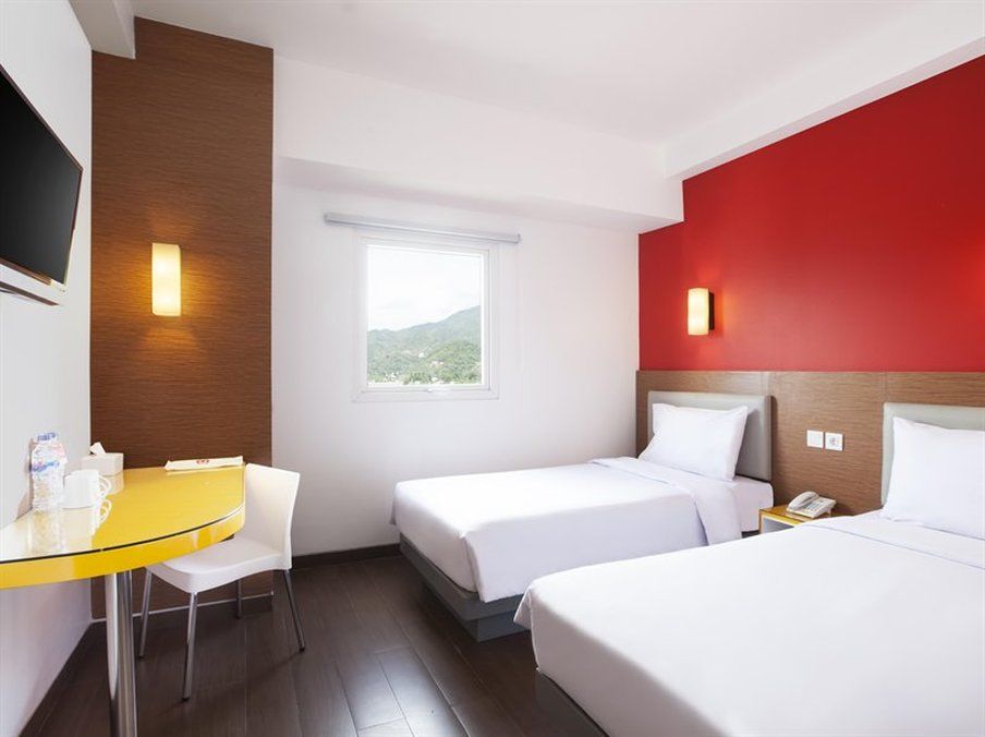 Amaris Hotel Palembang Extérieur photo